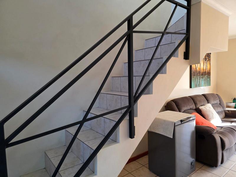 To Let 2 Bedroom Property for Rent in Parklands Western Cape
